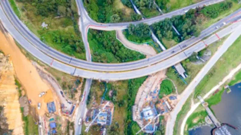 Colombia enfrenta 14 cierres viales totales por temporada de lluvias: 200 emergencias en 42 días