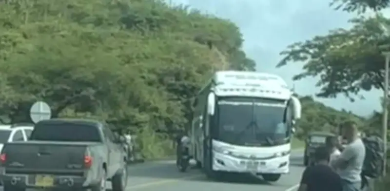 Combates en la vía Panamericana tras robo de camión en Cauca: 40 capturas en 11 días