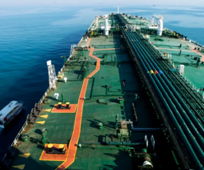 Conflicto EE.UU.-Irán desata crisis petrolera global con precios en alza y suministros en riesgo