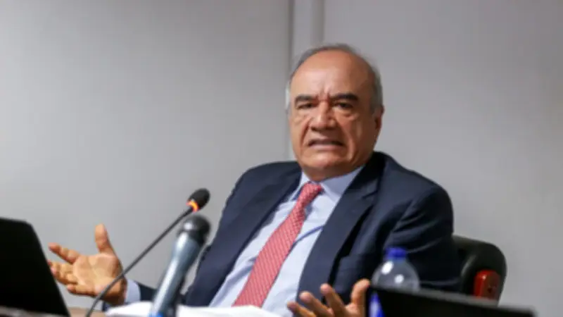 Consejo de Estado mantiene demandas contra magistrado Héctor Carvajal de la Corte Constitucional