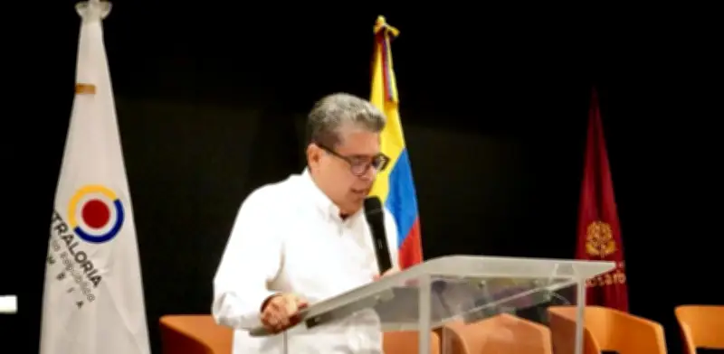 Contralor advierte: inversión millonaria en regalías no genera mejoras sociales proporcionales