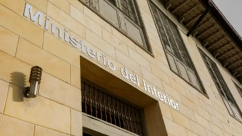 Contratistas del Ministerio del Interior siguen sin recibir pago de diciembre