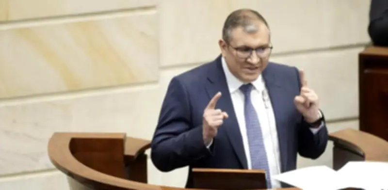 Corte Constitucional asigna ponencia de emergencia económica a magistrado Miguel Polo Rosero