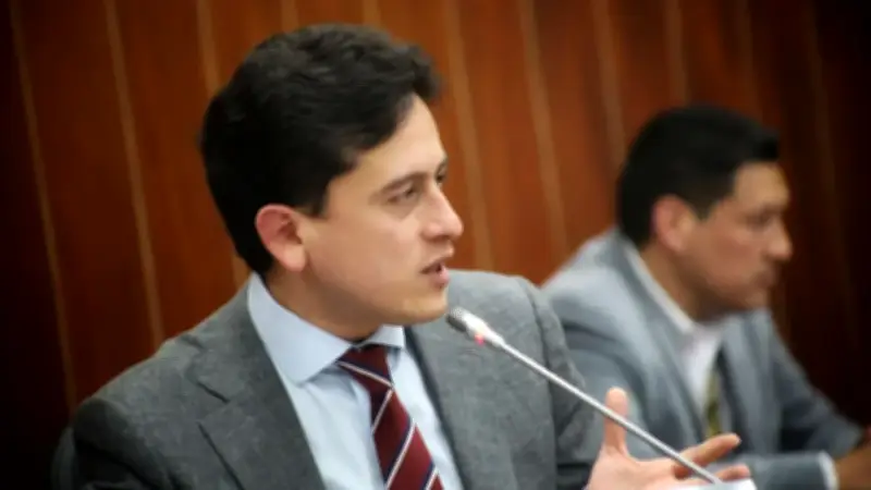 Corte Suprema archiva investigación contra 26 congresistas por presuntos peticiones de puestos en la Dian