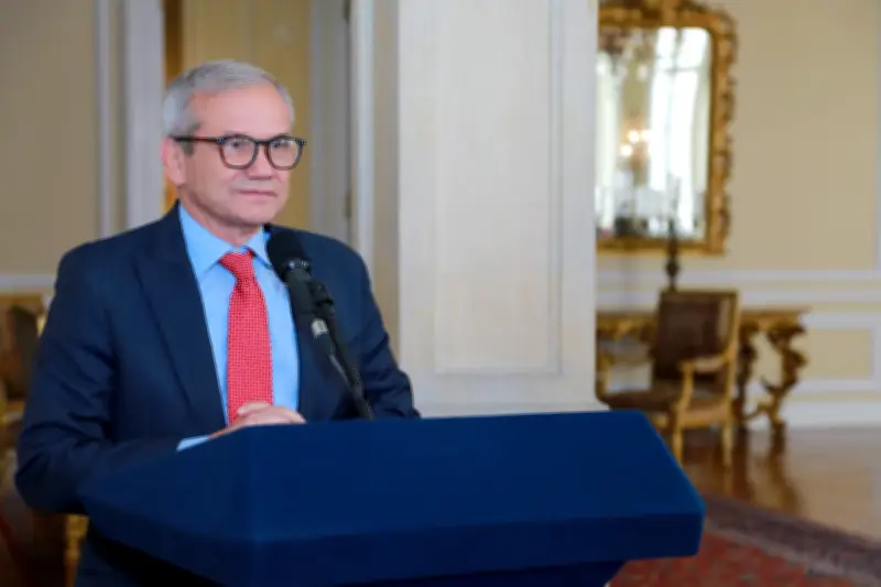 Corte Suprema confirma orden de captura internacional contra exdirector del Dapre por corrupción en la Ungrd