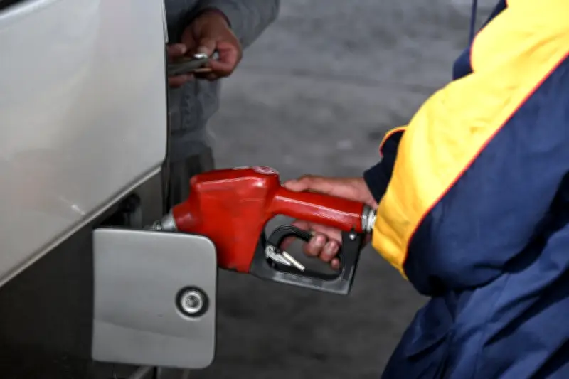 CREG propone actualizar márgenes de distribución de gasolina y ACPM en Colombia