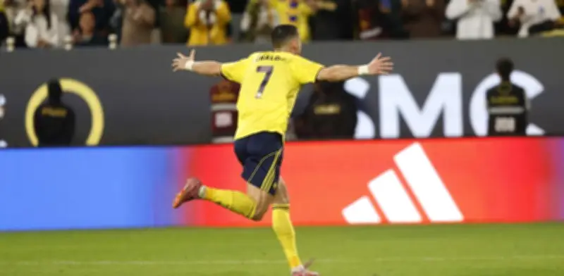 Cristiano Ronaldo adquiere el 25% del club español Almería en millonaria inversión