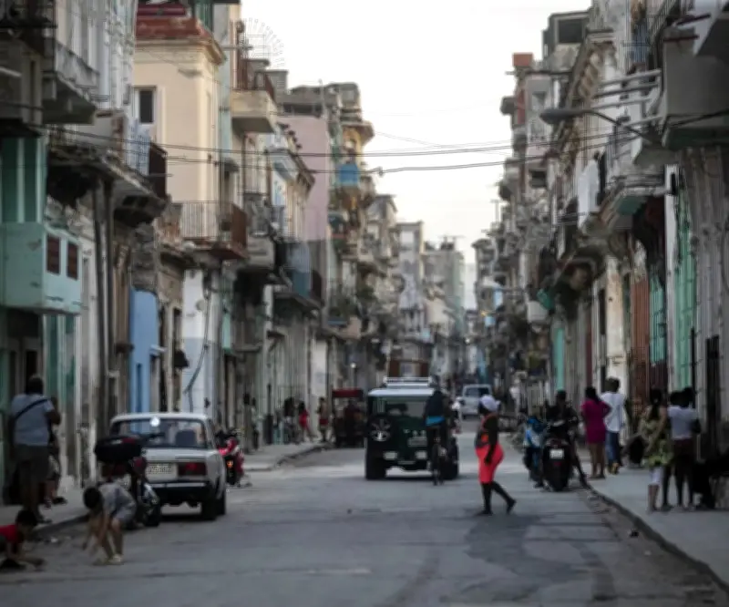 Cuba retira asesores de seguridad de Venezuela bajo presión de Estados Unidos