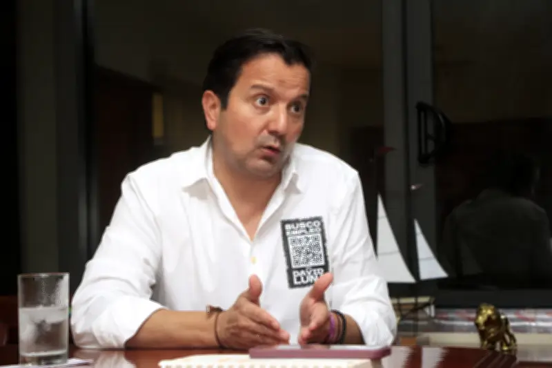 David Luna presenta su agenda presidencial centrada en los 'dolores diarios' de los colombianos