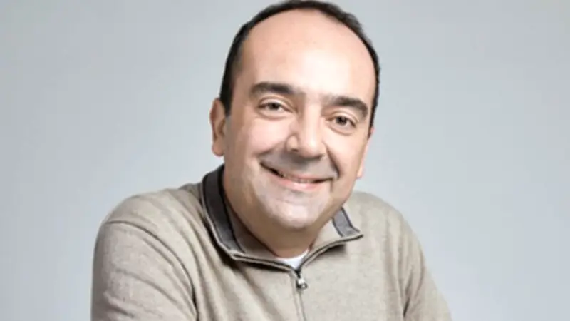 De Google a la IA: ¿Estamos repitiendo el ciclo de fascinación y dependencia tecnológica?