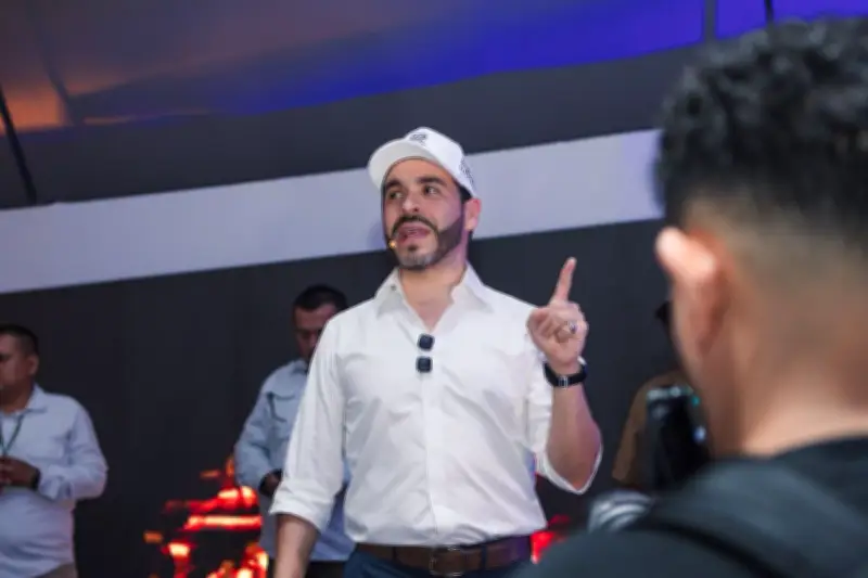 De la Espriella responde cómo tratará a sus exclientes si llega a la Presidencia