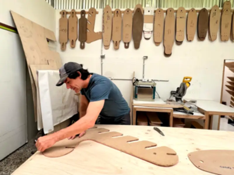 De Montreal a Colombia: el viaje empresarial de un apasionado por las tablas