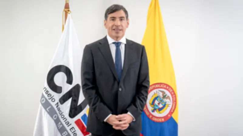 Defensa de magistrado Prada ante la Corte Suprema: "Se le juzga por hechos que ya absolvieron a Uribe"