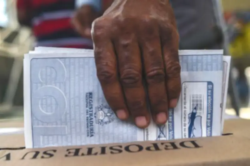 Defensa del sistema electoral colombiano ante sospechas infundadas de fraude