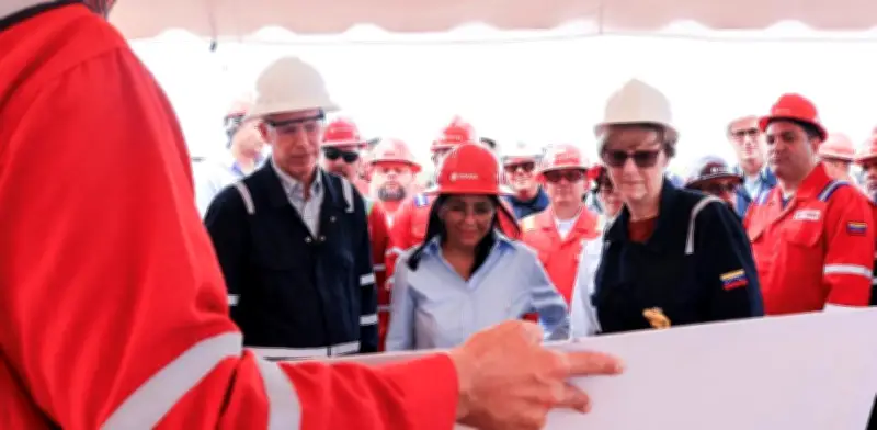 Delcy Rodríguez respalda acuerdo petrolero con EE. UU. y pide eliminar obstáculos