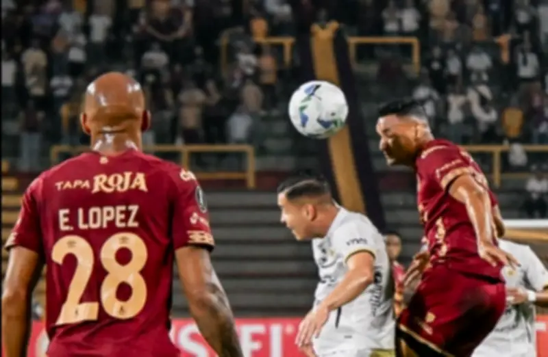 Deportes Tolima logra clasificación dramática a tercera fase de Copa Libertadores 2026