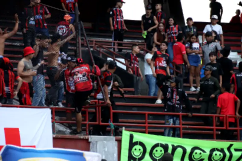 Dimayor sanciona al Cúcuta Deportivo tras violencia en clásico que dejó un muerto