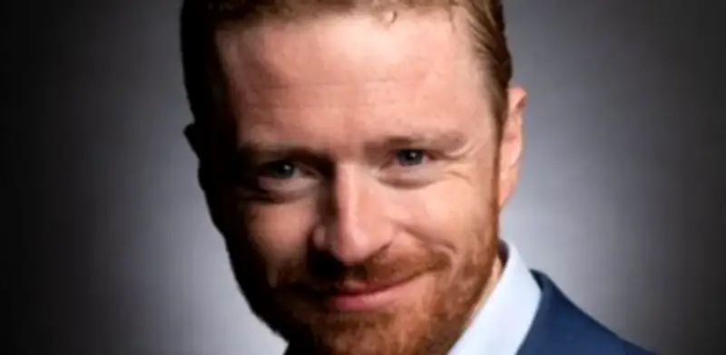 Dimite Morgan McSweeney, asesor clave del primer ministro británico Keir Starmer