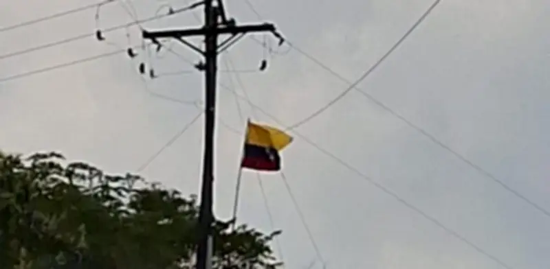 Disidentes de las Farc instalan banderas en Jamundí y aumentan cobros ilegales: crece temor en la región