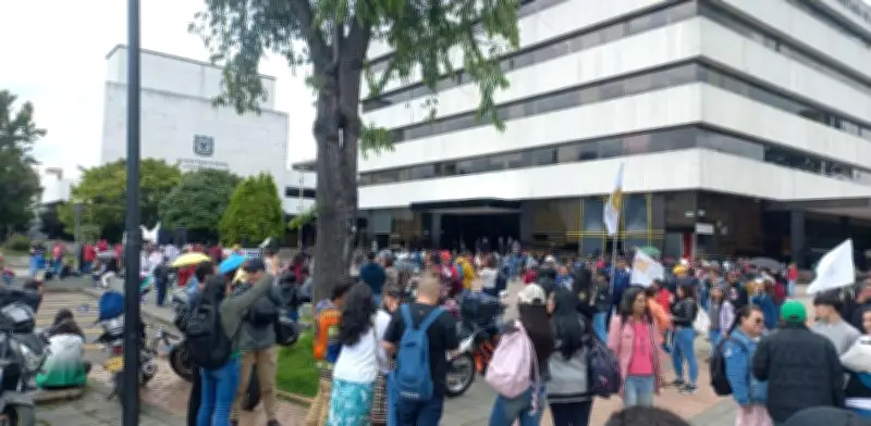 Docentes de Bogotá convocan 'Gran Paro Distrital' de 24 horas para el 12 de marzo