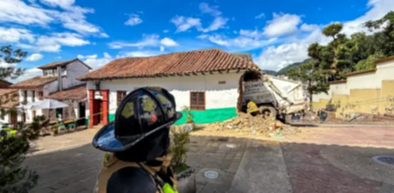Dueño de restaurante en Bogotá relata impacto de camión de basura: 'Pensé que era un terremoto'