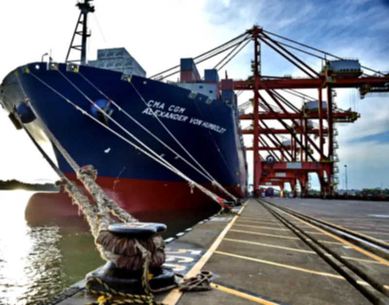 Ecuador activa tres reclamos ante la CAN por aranceles del 30% con Colombia