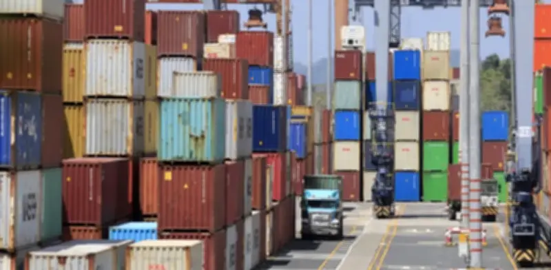 Ecuador oficializa arancel del 50% a importaciones colombianas en escalada de guerra comercial