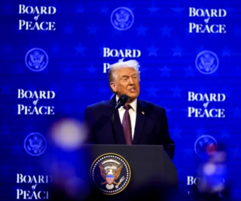 EE.UU. aplica aranceles del 10% tras confusión por anuncios contradictorios de Trump