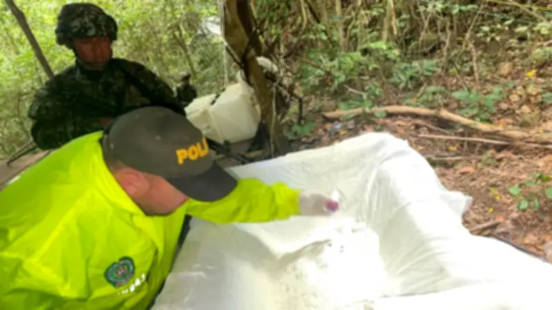 Ejército destruye dos laboratorios de cocaína del ELN en Norte de Santander y César