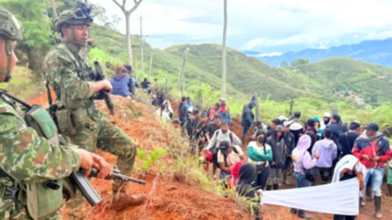 Ejército enfrenta asonada en Jamundí: 400 personas presionadas por disidencias de Jaime Martínez