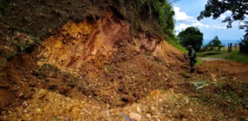 Ejército frustra ataque terrorista en Jamundí al destruir cilindros bomba colocados por disidencias