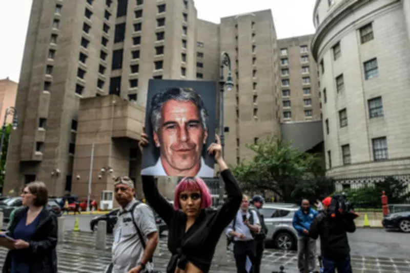 El caso Epstein revela un nuevo mal: la indiferencia de los poderosos como poder institucional