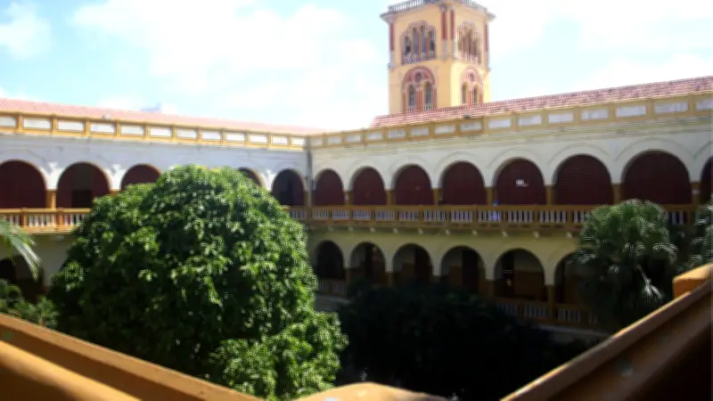 El Plan de Estudios de 1826: La Primera Reforma Universitaria que Transformó la Educación en Colombia