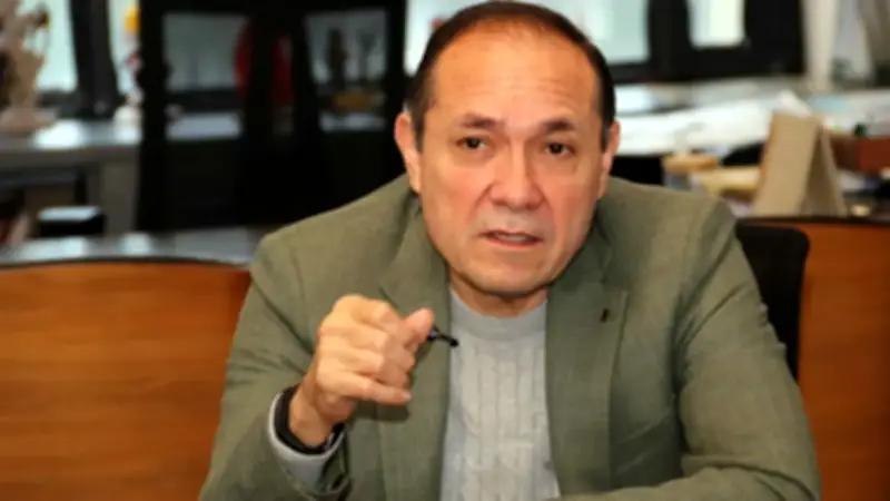 Empresarios y sindicatos coinciden en mantener aumento del salario mínimo del 23,7%