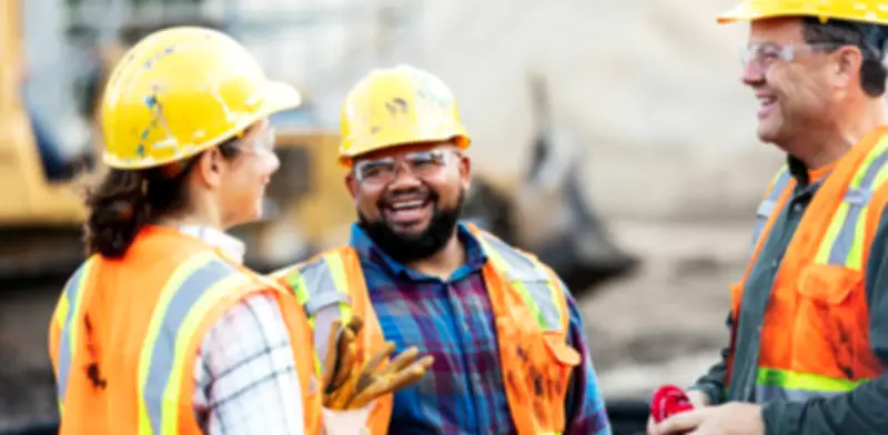 Empresas colombianas endurecen contratación tras aumento del 23% en salario mínimo