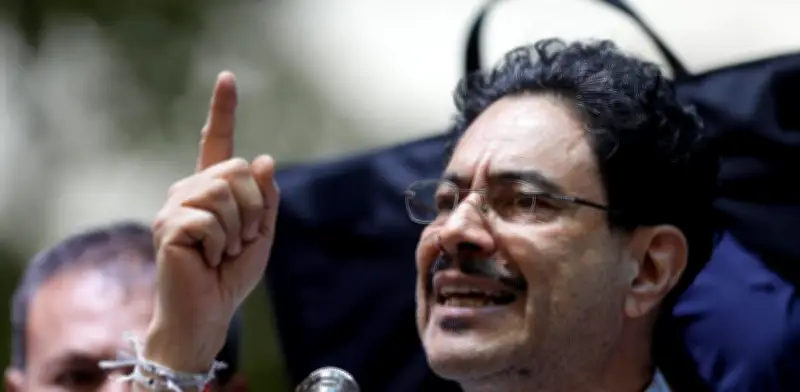 Encuesta Guarumo-Ecoanalítica: Iván Cepeda lidera en segunda vuelta, indecisos son clave