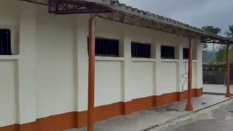 Escuela que era trinchera de grupos armados fue recuperada en Briceño, Antioquia