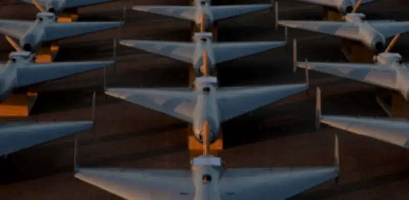 Estados Unidos despliega drones kamikaze LUCAS contra Irán en escalada militar de Trump