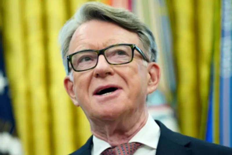 Exembajador británico Peter Mandelson arrestado por vínculos con caso Epstein