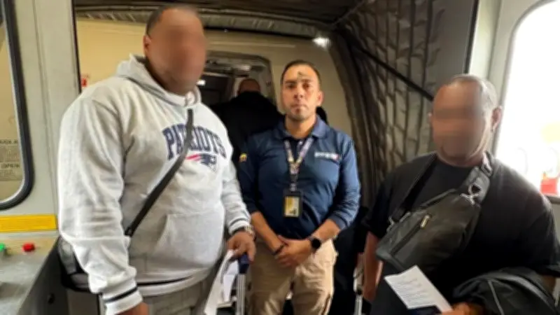 Expulsan a dos ciudadanos dominicanos en El Dorado por presentar documentación falsa