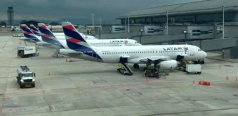 FAC emite comunicado oficial tras incidente aéreo en El Dorado con helicóptero y avión de Latam