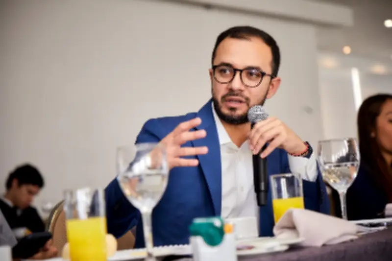 Familia de congresista fallecido en accidente aéreo busca objetos personales desaparecidos