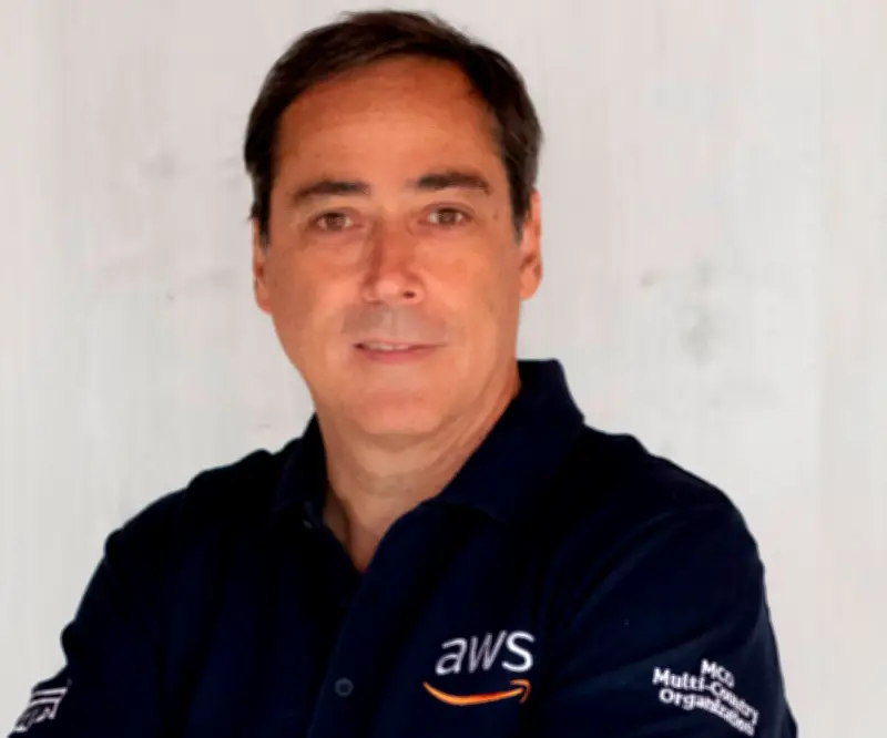 Felipe Ramírez deja la dirección de AWS Chile tras siete años de gestión