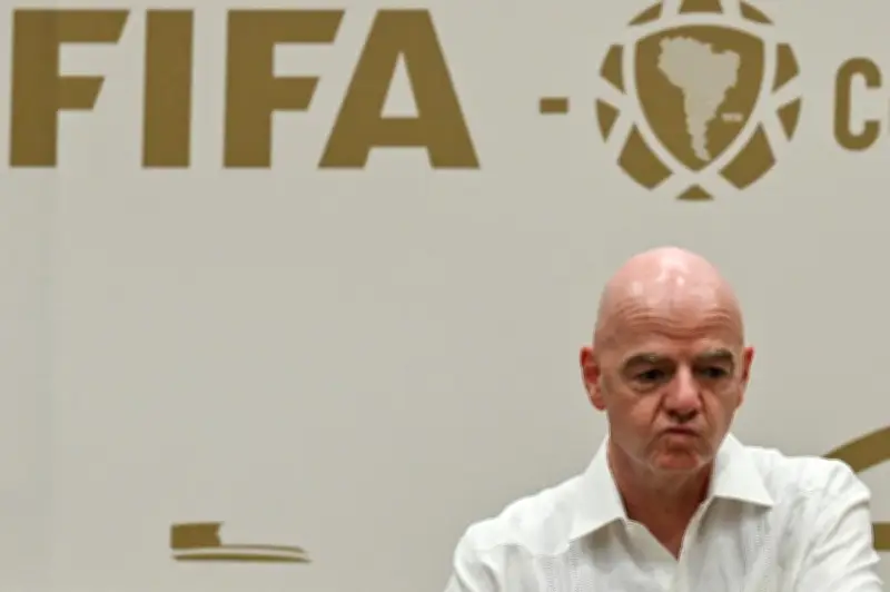 FIFA mantiene repechaje mundialista en México pese a violencia, Infantino confía en autoridades