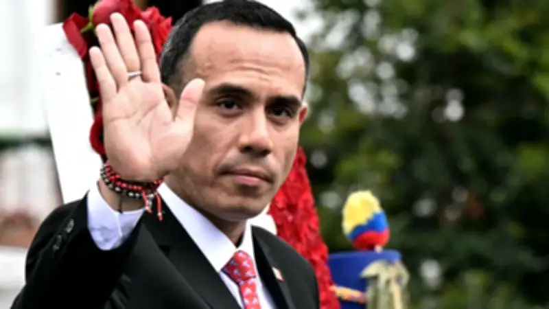 Fiscalía de Perú investiga a presidente interino José Jerí por tráfico de influencias