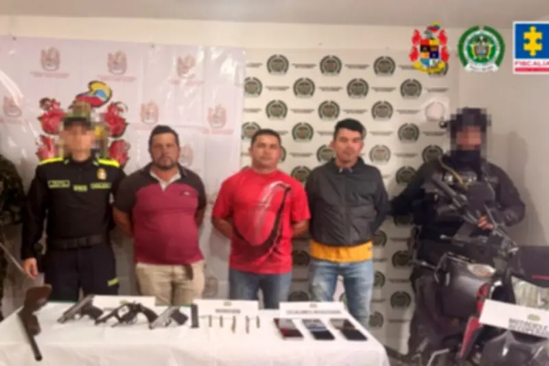 Fiscalía imputa cargos a tres presuntos miembros de disidencias de las Farc por atentado en La Plata, Huila