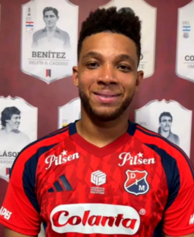 Frank Fabra regresa al Independiente Medellín tras polémica y una década en Boca Juniors