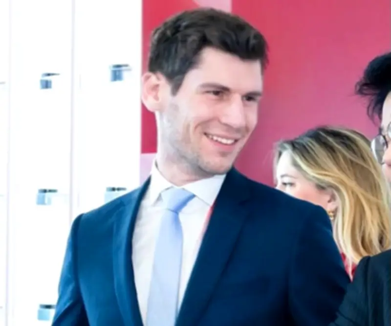 Frisby España demanda a KFC por presuntas prácticas anticompetitivas en Colombia y España