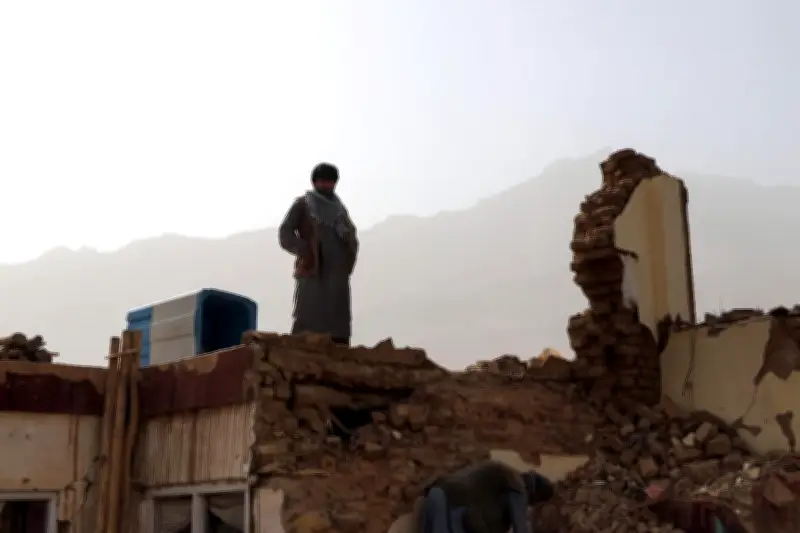 Fuerte sismo de magnitud 5.7 sacude región del Hindu Kush en Afganistán sin víctimas reportadas