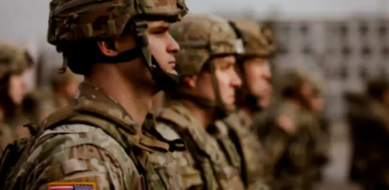 Gasto militar mundial alcanza 2,63 billones de dólares con China liderando en Asia